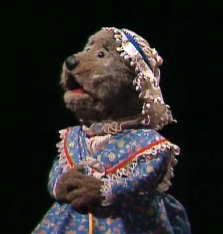 File:Aliceotter.JPG