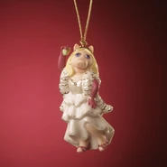 Lenox-Kiss-Me-Kermie-Ornament-2006