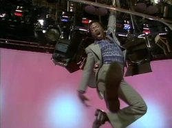 Benvereenceiling.jpg