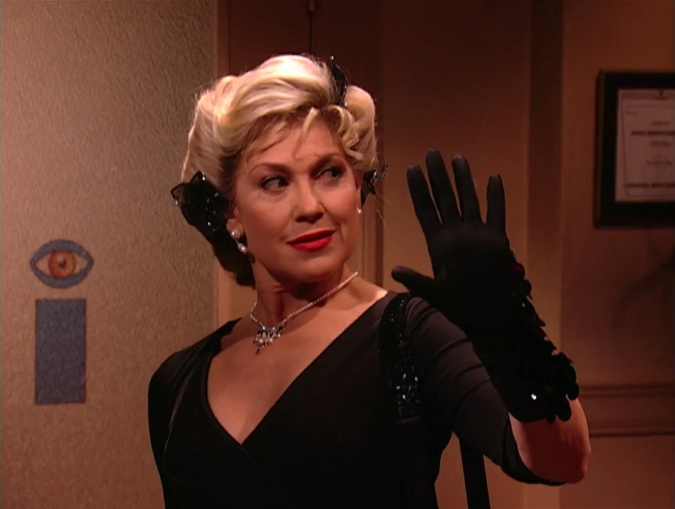 Cameo.leslie-iris.jpg