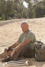 Locke enterrement 2x22