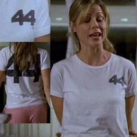 1x20 Sarah tshirt