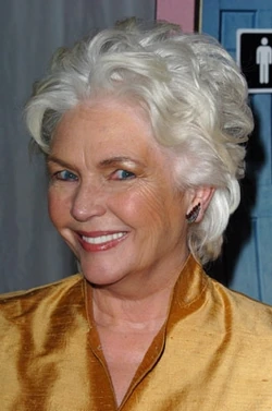 Fionnula Flanagan.jpg