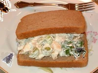 ChickenSaladSandwich