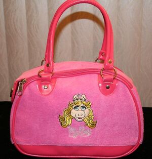 Misspiggypurse