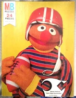 MB1977ErnieFootball24pcs