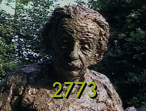2773