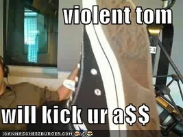 Tomshoe.jpg