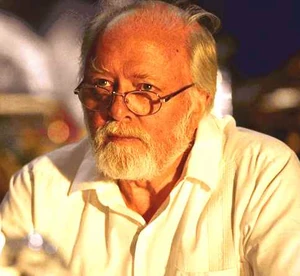 300px-JP-JohnHammond.jpg
