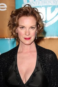 ElizabethPerkins