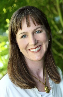 Catherine Winder.jpg