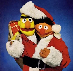 Erniebert-santa