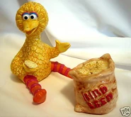 Enesco1993BigBirdSaltPepper