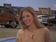 The.Bionic.Woman.S03E01.DVDrip.XviD-SAiNTS.avi 002216640