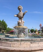 Parque-plaza-sesamo-abelardo-fountain