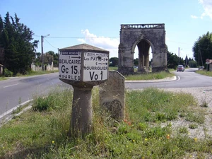 Fichier-Gc15 - Borne Michelin à Beaucaire