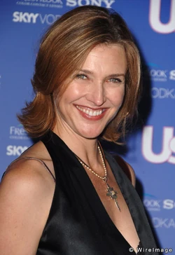 Brenda Strong