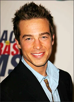 Ryan Carnes