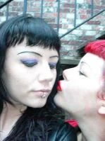 Violet y Ali