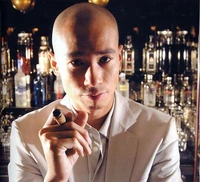 孖膶腸嘴小狗