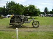 Bull tractor at Newby Hall 08 - P6080141