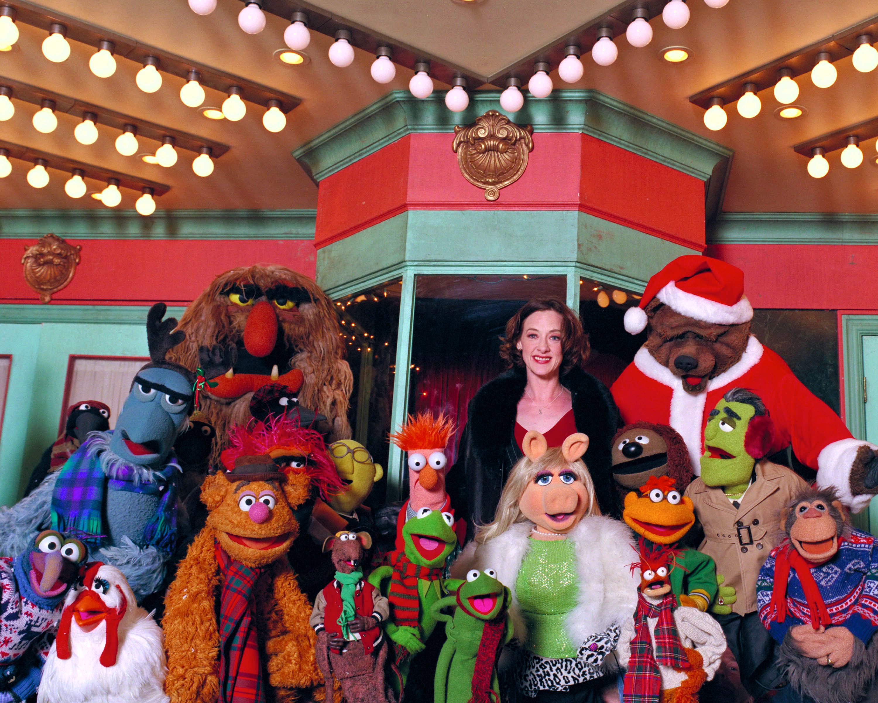 Muppets Christmas Movie 2011 Trailer