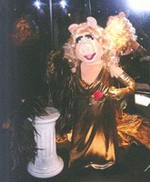 TheVisionOfJimHenson-Gera-miss-piggy