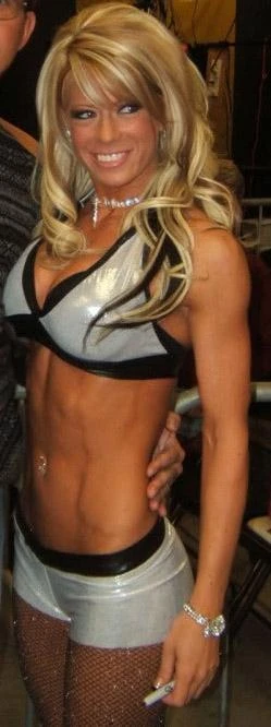 Emily Osment in Hannah Montana