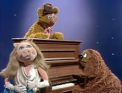 112piggyfozrowlf
