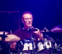 Vinnie Colaiuta