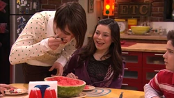 Drake-Bell-appearance