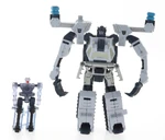 PCC-Pack-Icepick-Chainclaw-robot.jpg