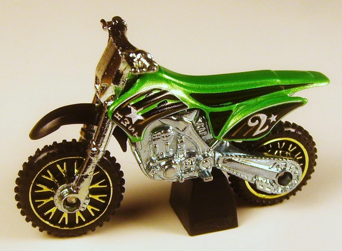 2009 5pk N4073 HW Daredevils Wastelanders a.jpg