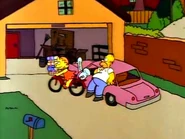 HomerLisaGarageS2