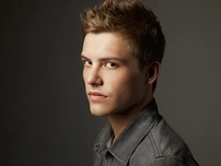 Eclipse-Xavier-Samuel 400