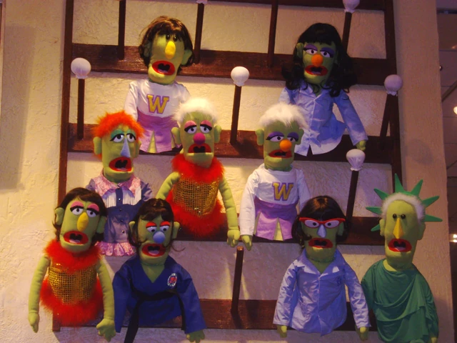 File:PUPPETS!.JPG