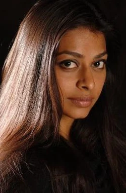 Ayesha2.jpg