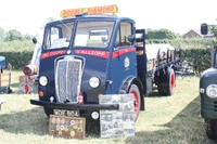 Morris Commercial FV - MDE 804 - Brewery dray at Barton Gate 2010 - IMG 7729