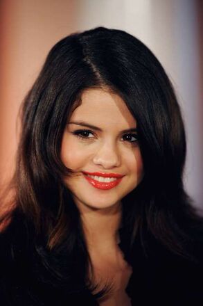 selena gomez songs lyrics. selena gomez in suite