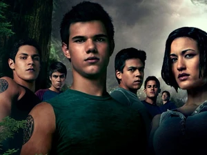 Twilight-saga-eclipse-wolf-pack-short-24-5-10-kc