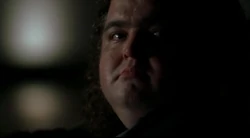 2x04-MessItAllUp.jpg