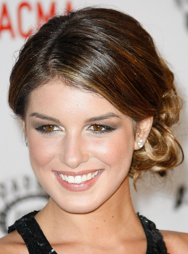 Shenae Grimes