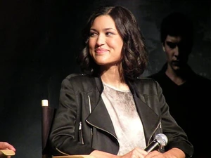 Julia-Jones 3