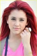 Meet-ariana-grande-01