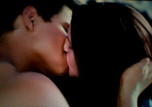 Jake bell kiss.jpg (194 KB)