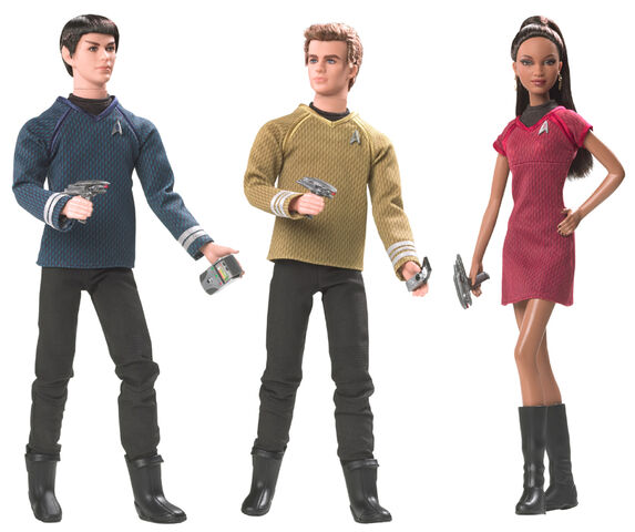 Filmas un lietas kuras iedvesmo leļļu ražotājus un meistarus - Page 3 573px-StarTrekBarbie2009F