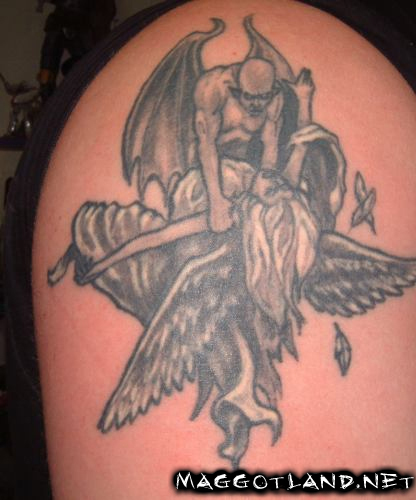 Mick Thomson's tattoo right arm