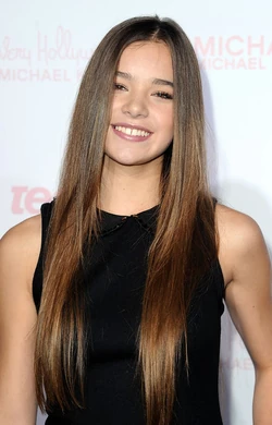 Hailee-port2
