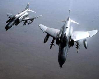 450-McDonnell Phantom F-4G