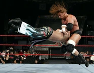 December 5, 2005 Raw.21